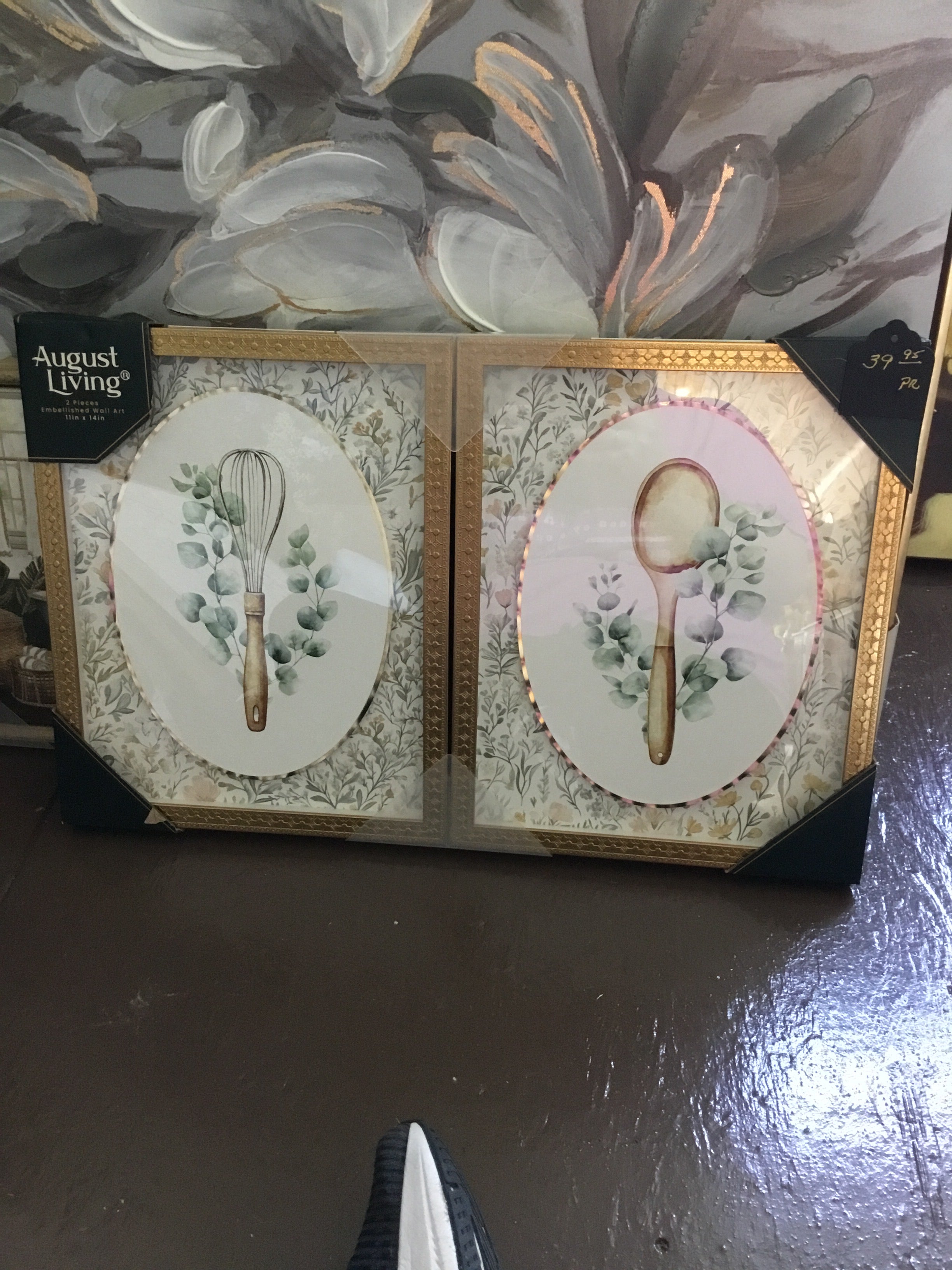 August living kitchen set