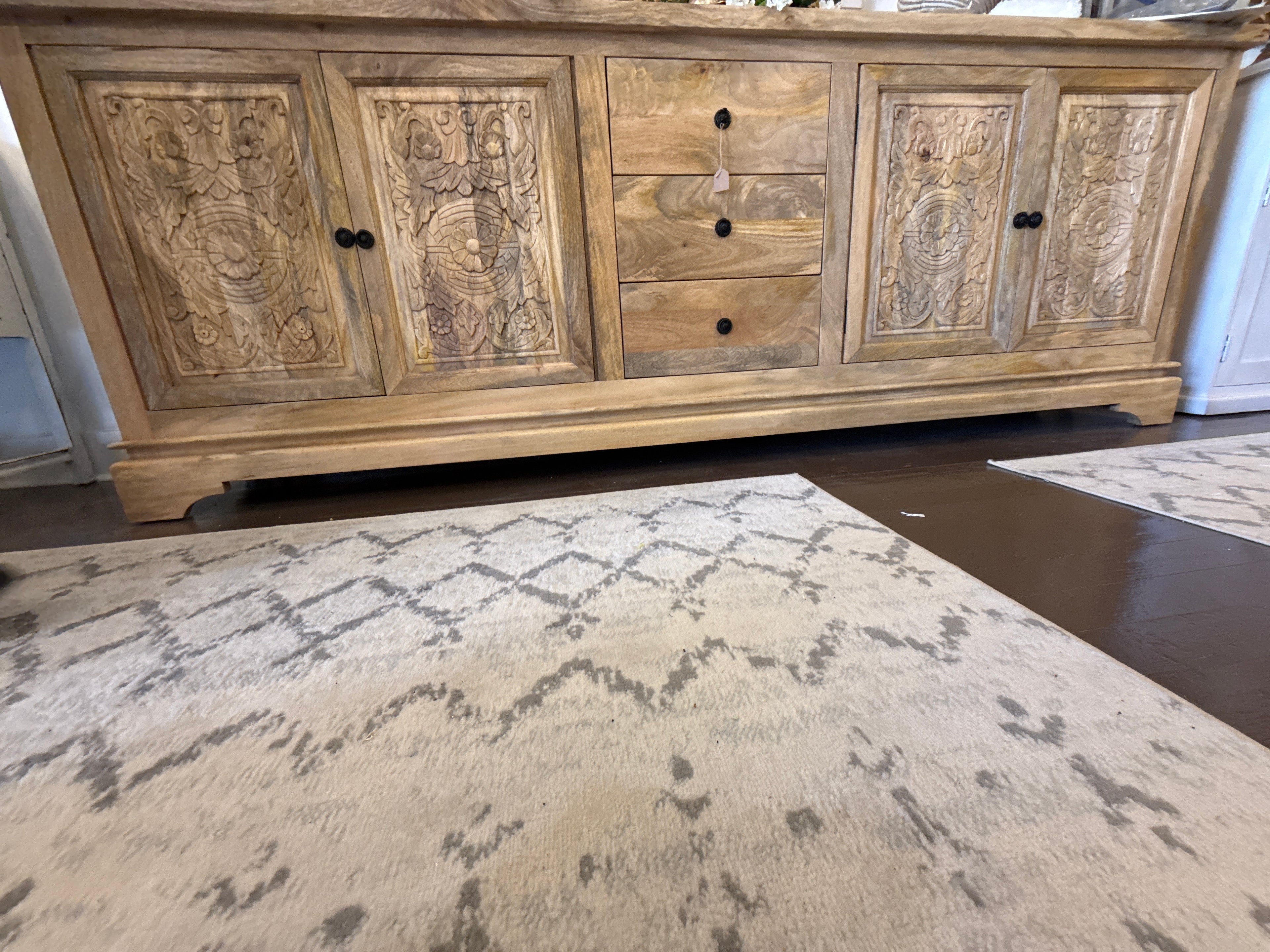 Credenza