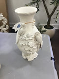 Sand and sea parrot bird vase