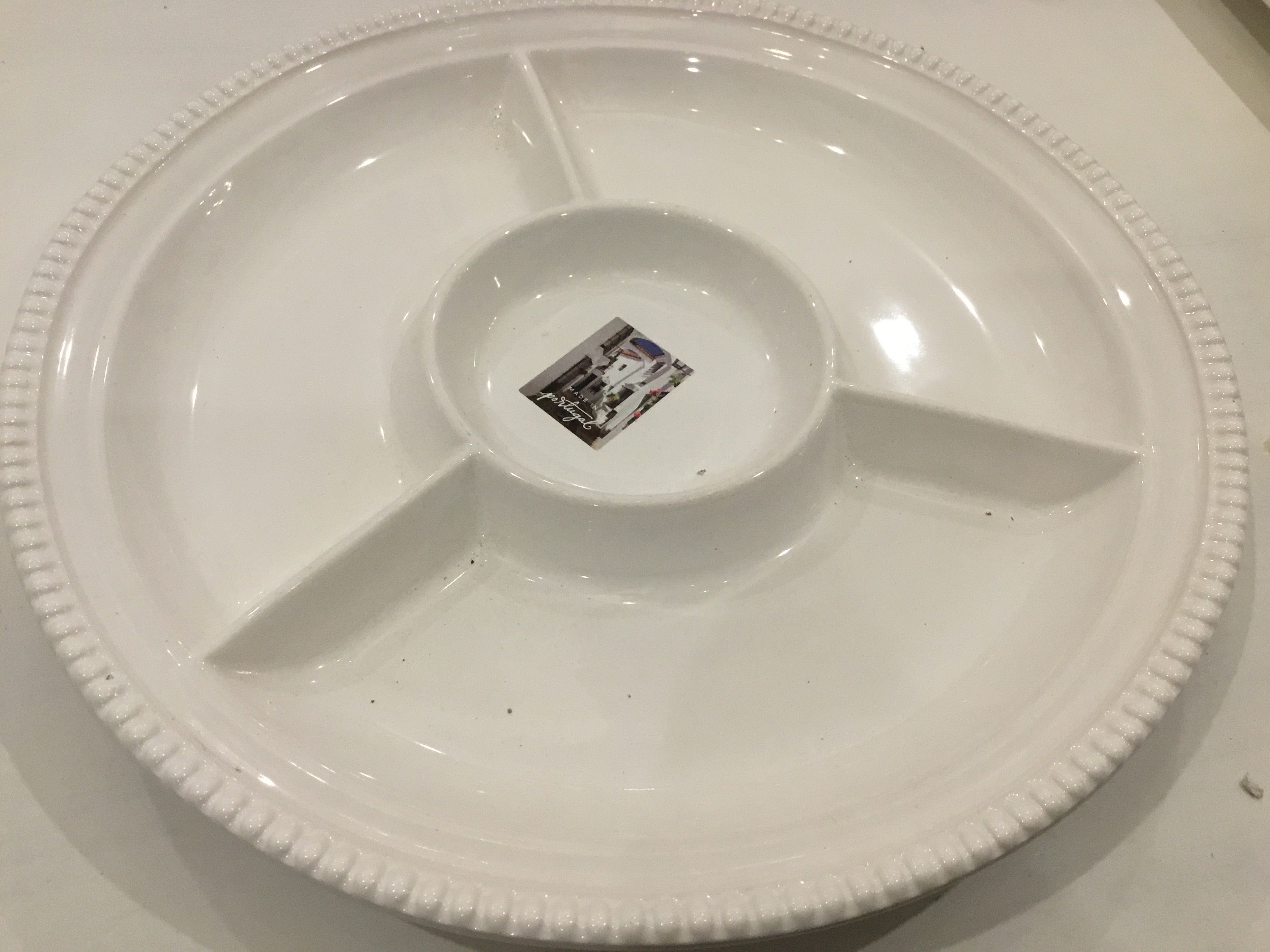 Divided tray ceramic