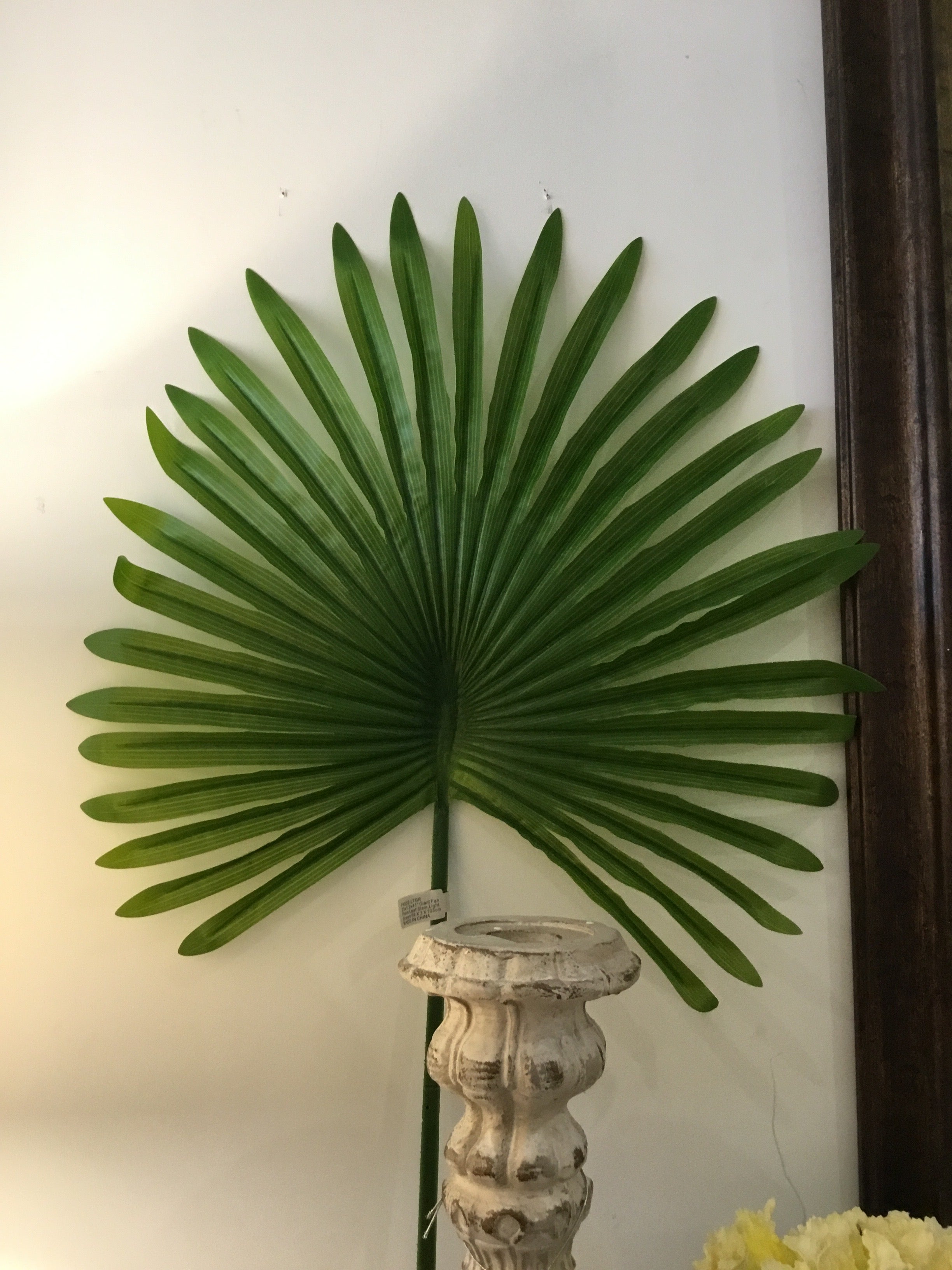 Artificial palm leaf