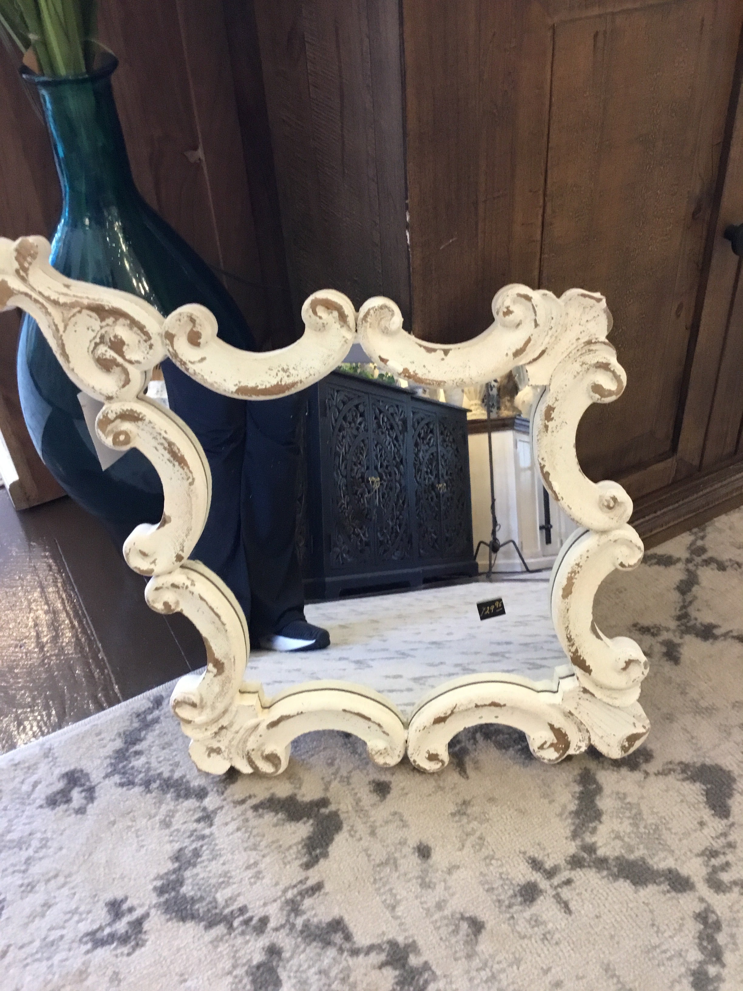 Distressed diamond mirror